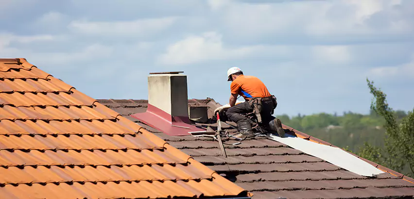 Cedar Roof Maintenance in Kenosha