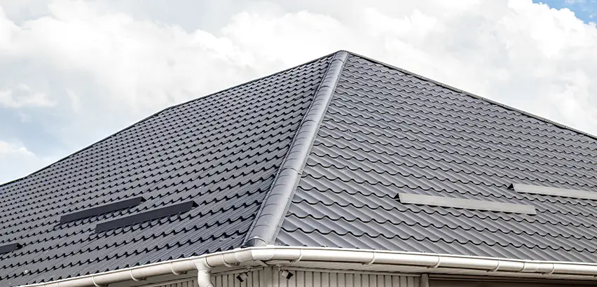 Roof Gully Repair in Kenosha